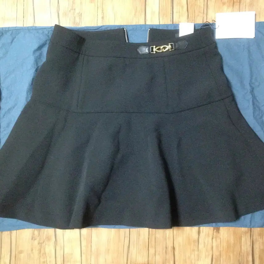 [BUNJANG] Kenneth Lady Black A-Line Mini Skirt - Size 66 / 새상품 [Kenneth Lady] 블랙 A라인 미니스커트 - 66 사이즈