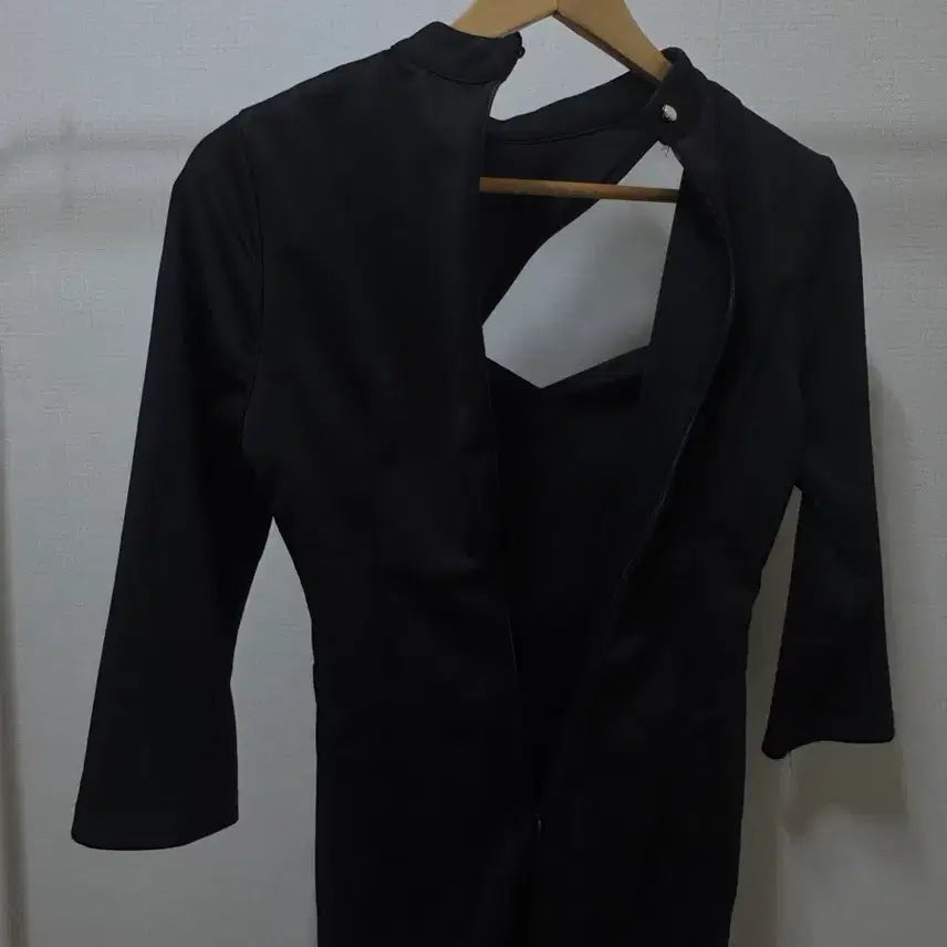 [BUNJANG] Black Cutout Long Sleeve Dress / 새상품 연주회 홀복 블랙 컷아웃 롱 슬리브 원피스 드레스