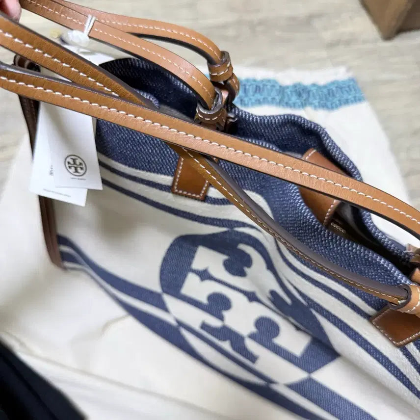 [BUNJANG] Tory Burch Ella Stripe Large Tote Bag / 토리버치 엘라 스트라이프 라지 토트백(미국에서 구매)