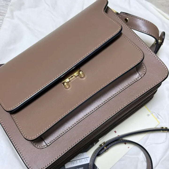 [BUNJANG] Marni Trunk Bag Shoulder Bag / 마르니 트렁크백