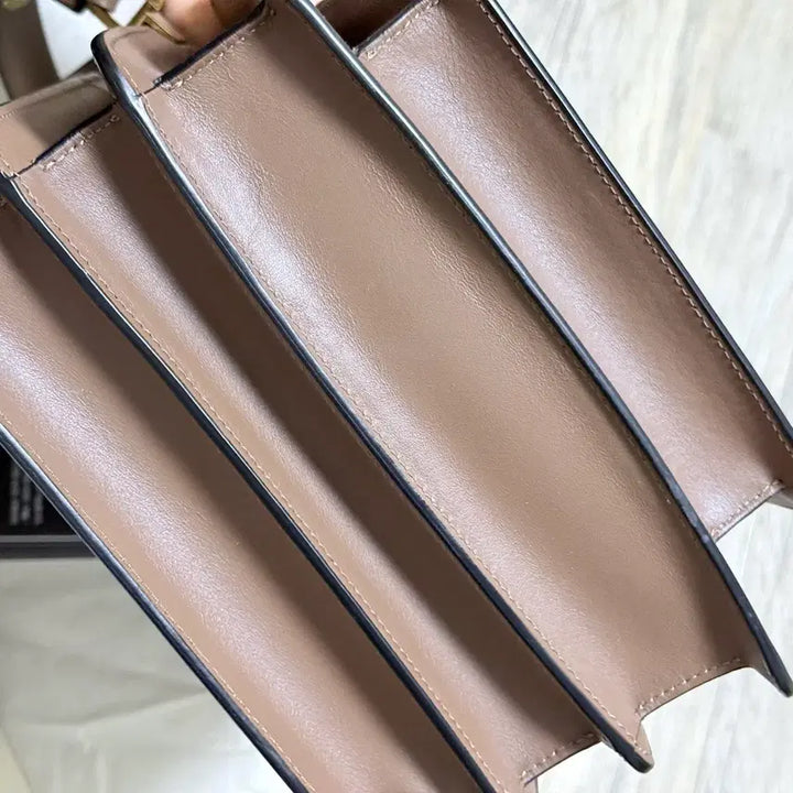 [BUNJANG] Marni Trunk Bag Shoulder Bag / 마르니 트렁크백