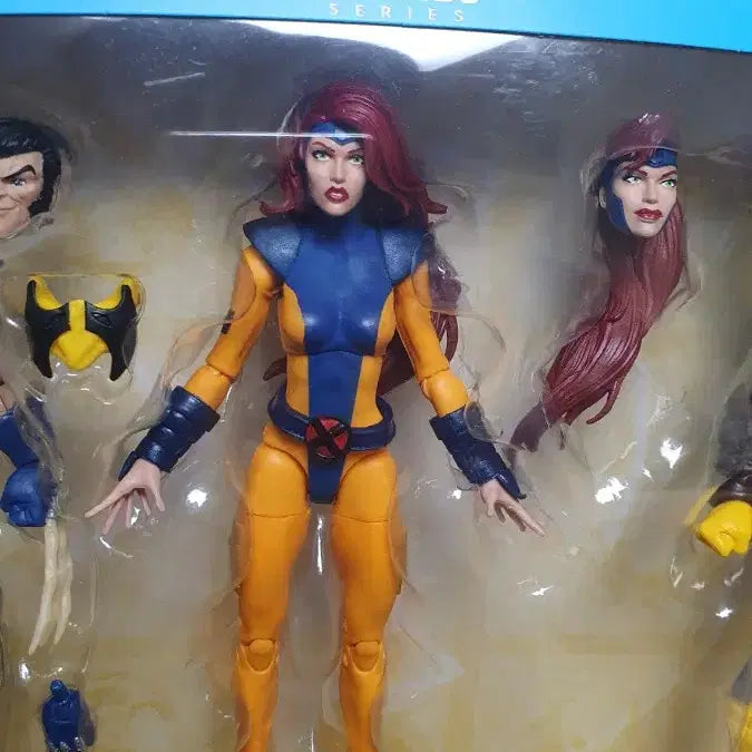[BUNJANG] Marvel Legends Love Triangle Cyclops Wolverine Jean Action Figure / 미개봉 러브트라이앵글 마블레전드 사이클롭스 울버린 진