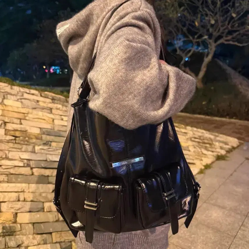 [BUNJANG] Matin Kim Black Buckle Backpack / 블랙 버클 백팩 가방 마뗑킴