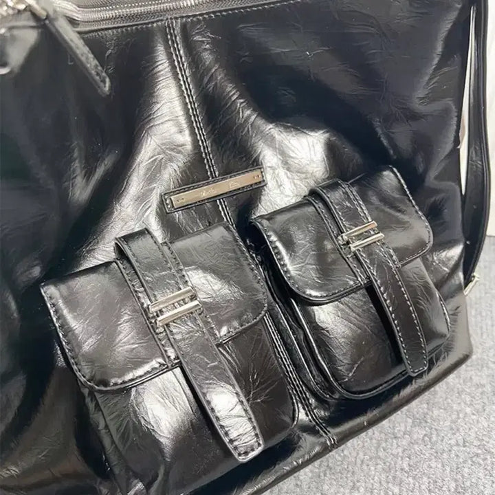 [BUNJANG] Matinkim Buckle Backpack / 블랙 버클 백팩 가방 마뗑킴