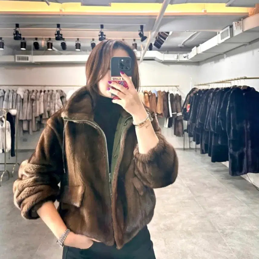 [BUNJANG] Mahogany Reversible Mink Jacket (Size 55-66) / (새상품)마호가니 루즈핏 리버시블 밍크 자켓 (55~66)