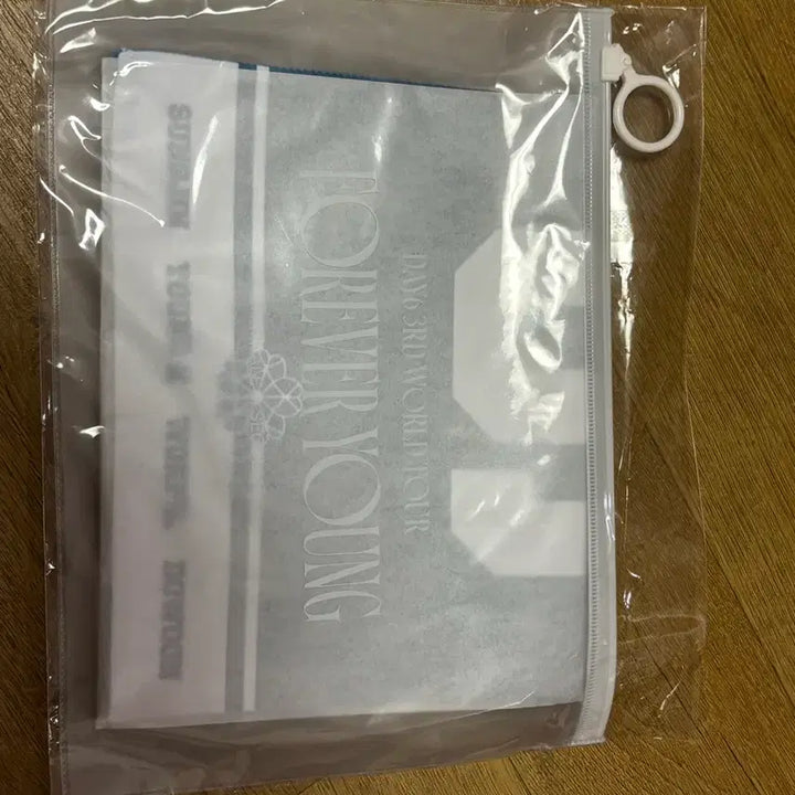 [BUNJANG] DAY6 Forever Young Final Slogan / DAY6 데이식스 Forever Young 포에버영 파이널 슬로건