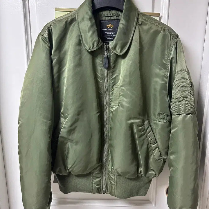 [BUNJANG] Alpha Industries B-15 Flight Jacket (MA-1) - L Size / 알파인더스트리 b-15 자켓 L 사이즈(ma1)