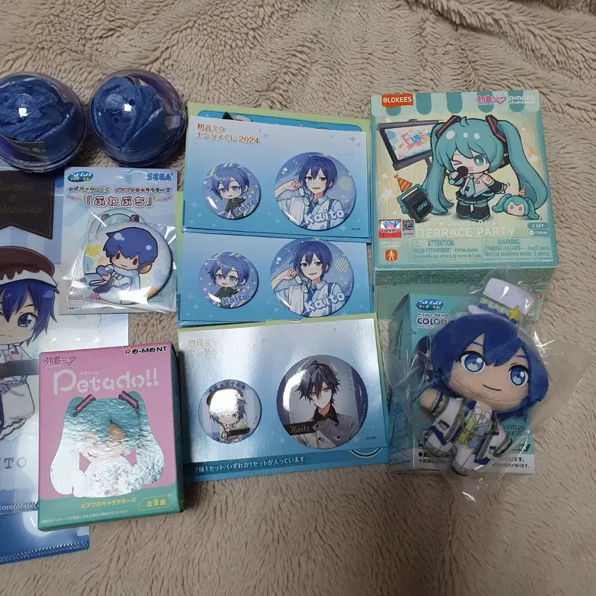 [BUNJANG] Vocaloid Kaito Bundle Set / 보컬로이드 카이토 굿즈 일괄 페타돌,럭키쿠지,테라스파티 등등
