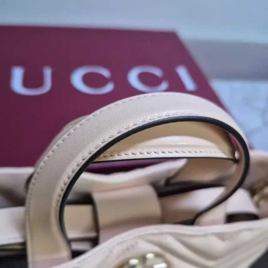 [BUNJANG] Gucci GG Marmont Small Tote Bag / 구찌 GG 마몽 스몰 토트백