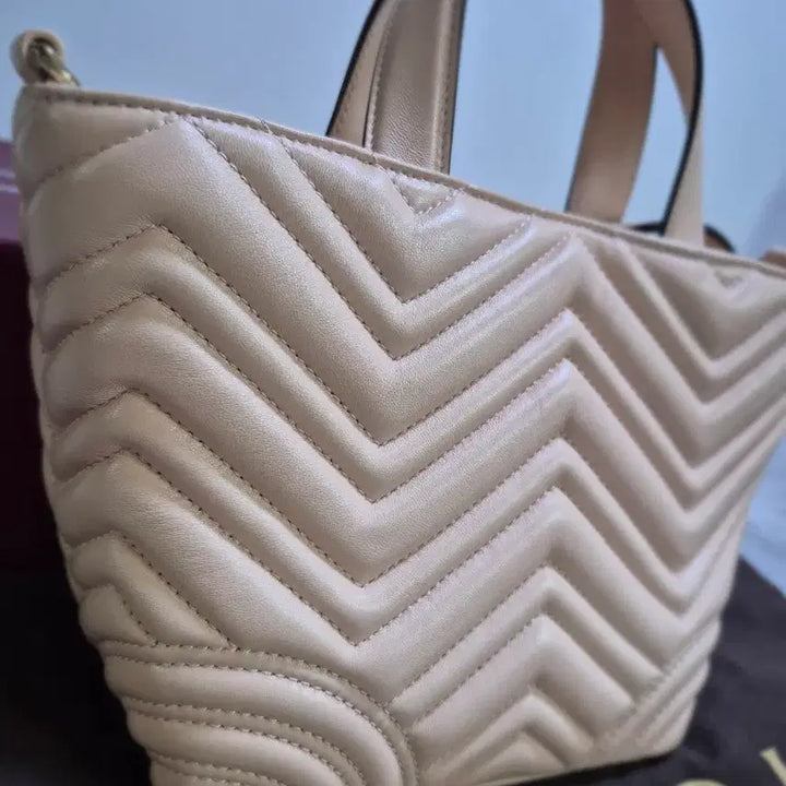 [BUNJANG] Gucci GG Marmont Small Tote Bag / 구찌 GG 마몽 스몰 토트백