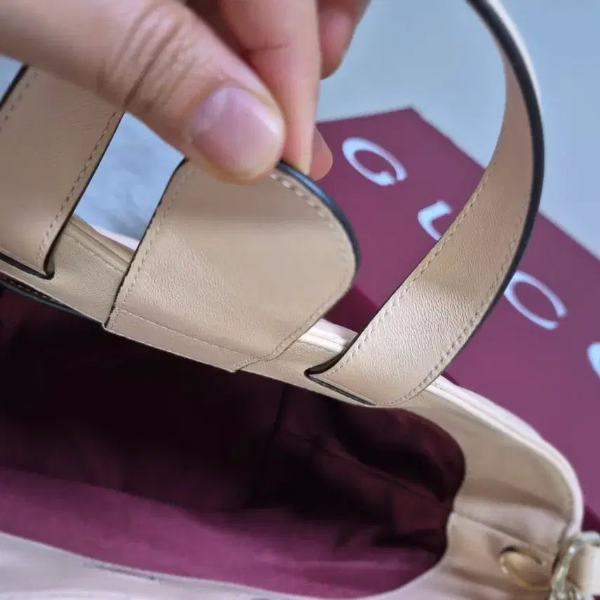 [BUNJANG] Gucci GG Marmont Small Tote Bag / 구찌 GG 마몽 스몰 토트백