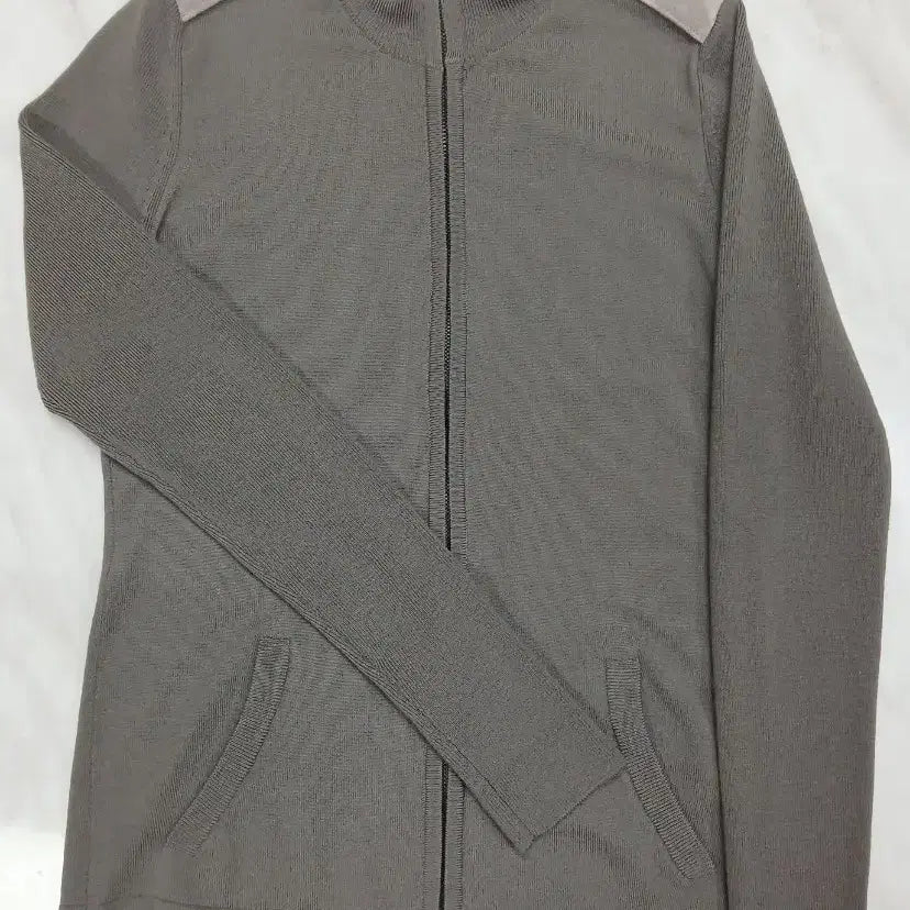 [BUNJANG] Burberry Wool Knit Jacket (Size M) / [파격가] 버버리 울 니트 자켓 M 사이즈 (실측사이즈 참고)