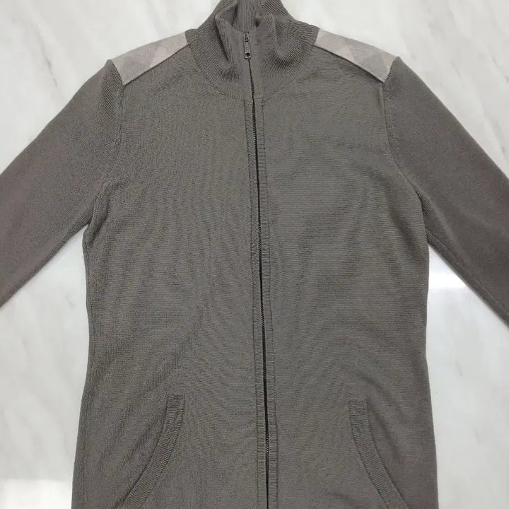 [BUNJANG] Burberry Wool Knit Jacket (Size M) / [파격가] 버버리 울 니트 자켓 M 사이즈 (실측사이즈 참고)