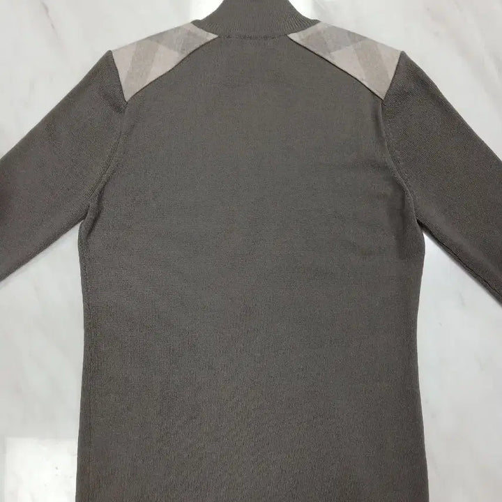 [BUNJANG] Burberry Wool Knit Jacket (Size M) / [파격가] 버버리 울 니트 자켓 M 사이즈 (실측사이즈 참고)