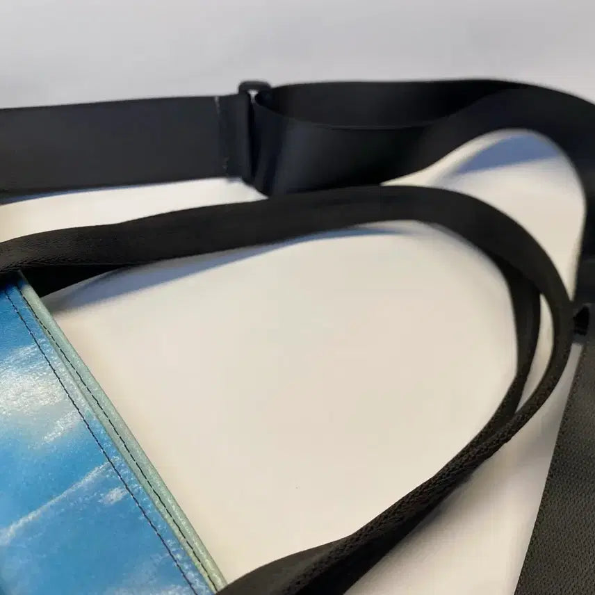 [BUNJANG] FREITAG Sterling Cloud Pattern Handbag / 프라이탁 스털링 구름 전사 (잔여 보증기간 21개월)