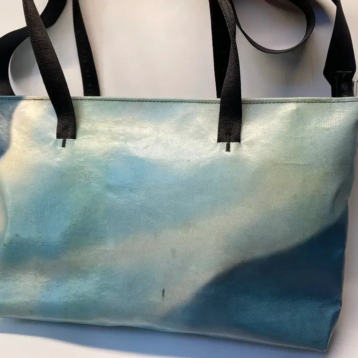 [BUNJANG] FREITAG Sterling Cloud Pattern Handbag / 프라이탁 스털링 구름 전사 (잔여 보증기간 22개월)