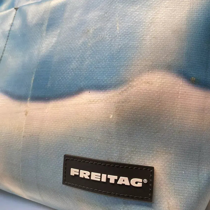[BUNJANG] FREITAG Sterling Cloud Pattern Handbag / 프라이탁 스털링 구름 전사 (잔여 보증기간 22개월)