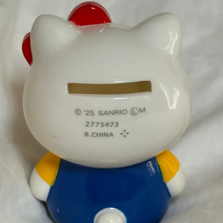 [BUNJANG] Hello Kitty Piggy Bank Figure / 헬로키티 저금통 가챠 피규어