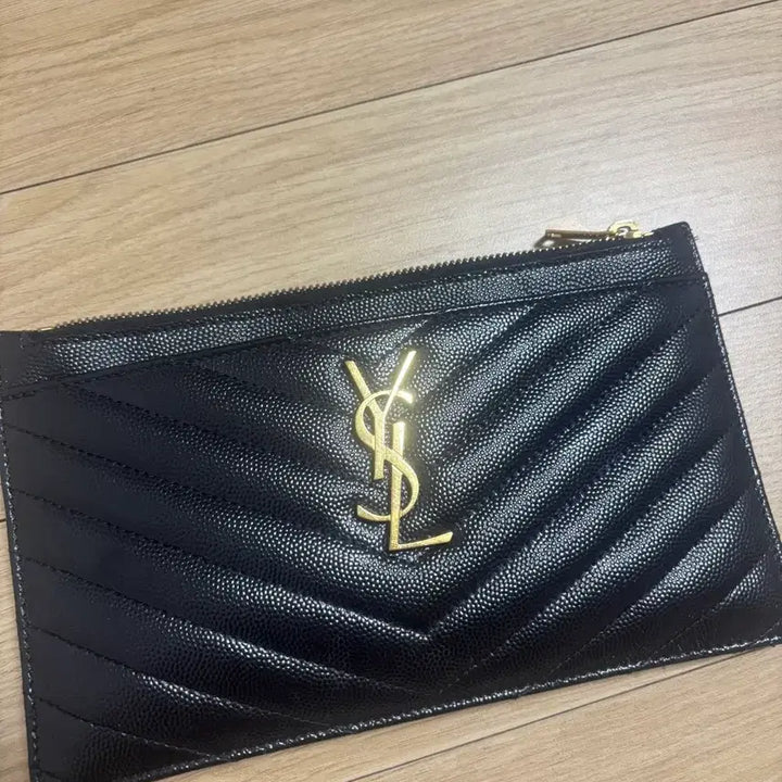 [BUNJANG] Saint Laurent Cassandra Matelassé Pouch / 생로랑 카산드라 마틀라세 블랙 파우치