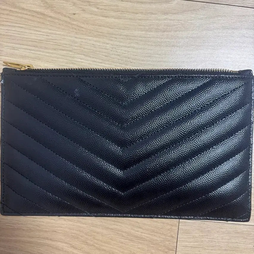 [BUNJANG] Saint Laurent Cassandra Matelassé Pouch / 생로랑 카산드라 마틀라세 블랙 파우치