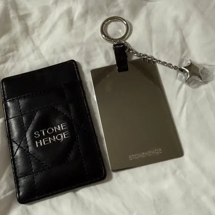 [BUNJANG] Stonehenge Mirror Keychain / 스톤헨지 거울 키링