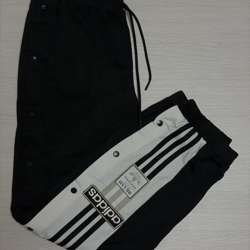 [BUNJANG] Adidas Adibreak Side Snap Track Pants / 아디다스 아디브레이크 사이드 스냅 버튼 트랙 팬츠 S
