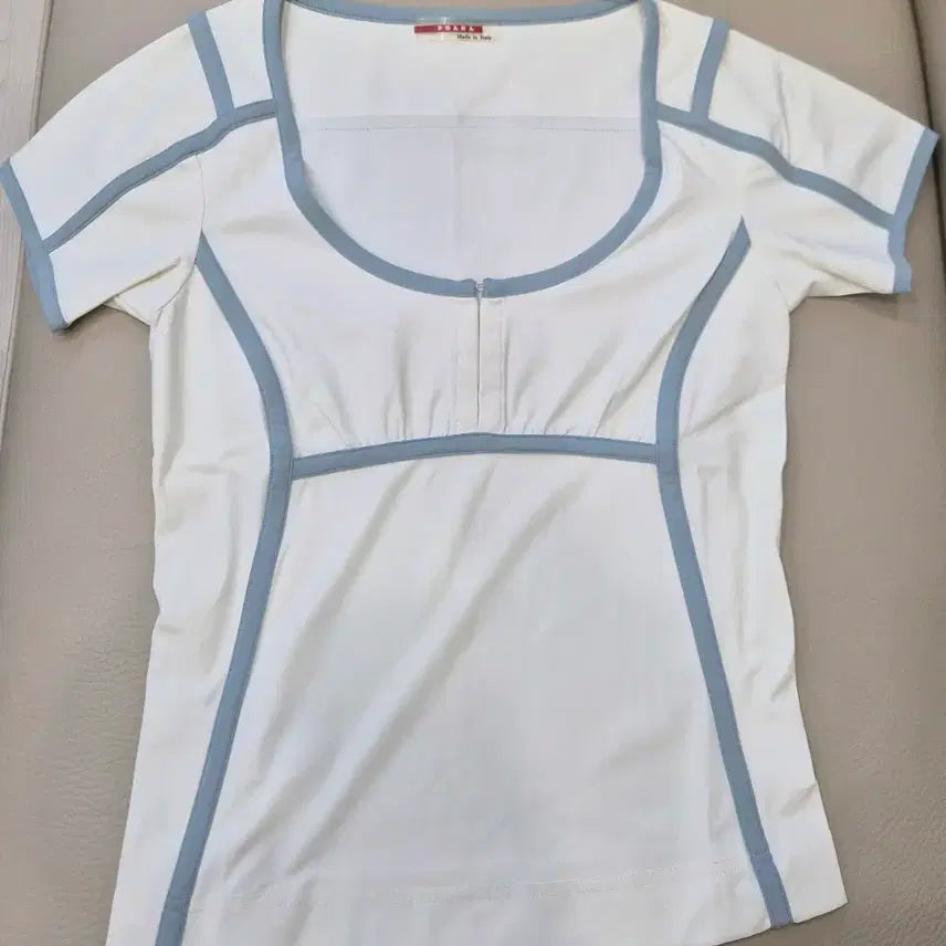 [BUNJANG] Prada Women's White T-Shirt / PRADA 프라다 정품 여성 화이트 반팔 티셔츠