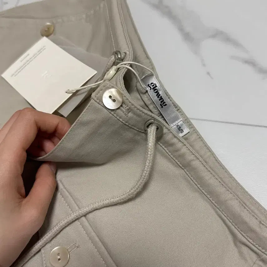 [BUNJANG] Glowny Cargo Wide Pants Beige / Glowny 글로니 카고 와이드 팬츠 베이지 (XS/S)