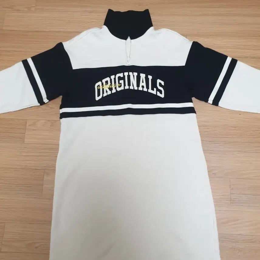 [SOLD OUT] 여성 아디다스 롱슬리브 L