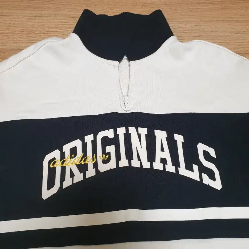 [SOLD OUT] 여성 아디다스 롱슬리브 L