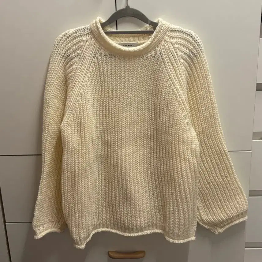 [BUNJANG] Round Neck Cable Knit Ivory / 라운드 하찌 니트 아이보리