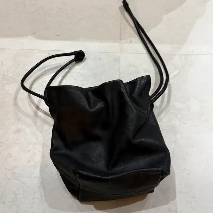 [BUNJANG] COS Bucket Bag / 코스 복조리가방