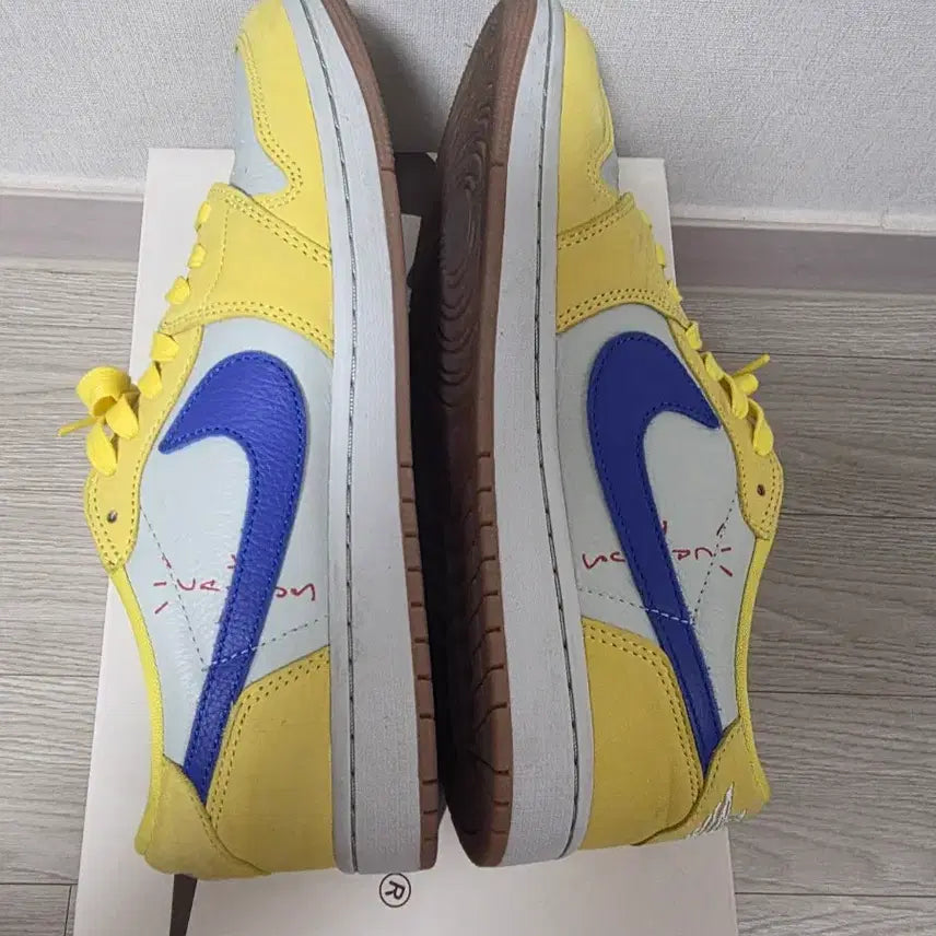 [BUNJANG] Nike Scott Canary Sneakers / 나이키 스캇 카나리 275