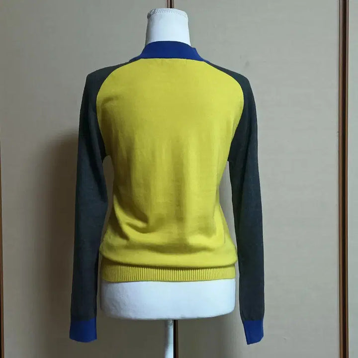 [SOLD OUT] 헤지스 여성 라운드 니트티 95
