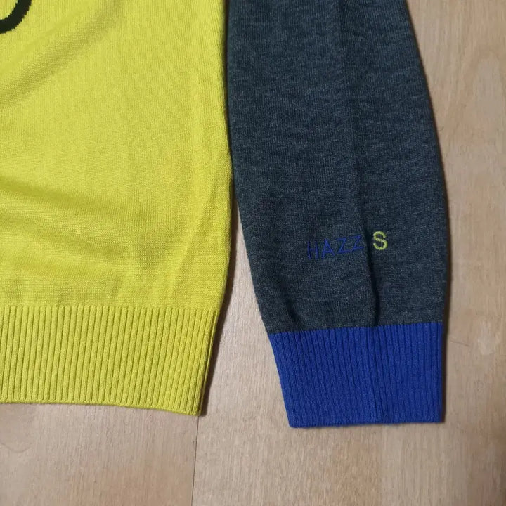[SOLD OUT] 헤지스 여성 라운드 니트티 95