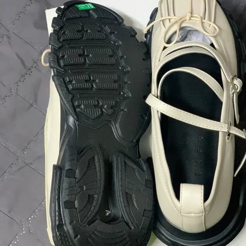 [BUNJANG] Mary Jane Sneakers - Gray/Ivory - 235 / 메리제인 스니커즈 235