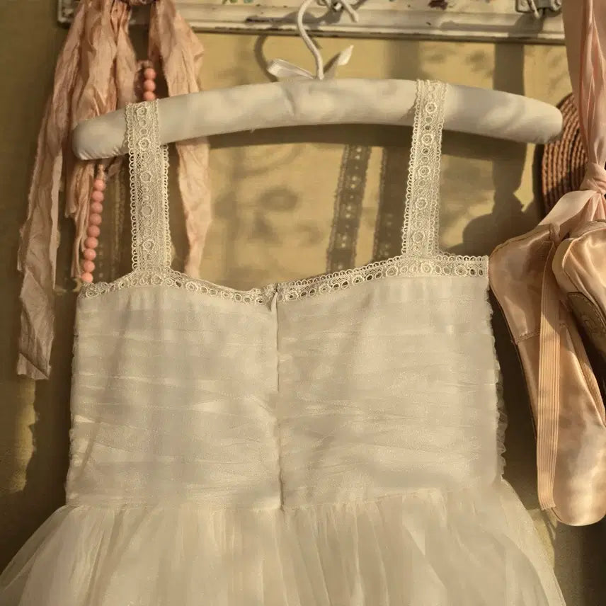 [BUNJANG] Thetis White Ruffle Dress / 더티스 화이트 샤 캉캉 드레스