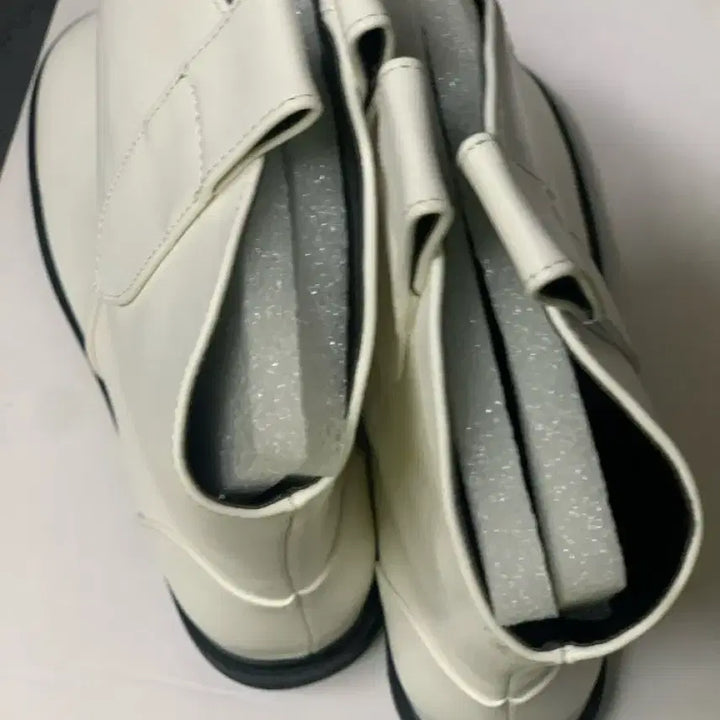 [BUNJANG] White Western Style Ankle Boots / 화이트 앵클 부츠 웨스턴 스타일