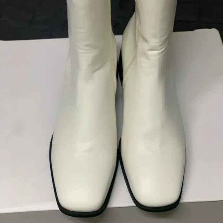 [BUNJANG] White Wide Leg Long Boots / 통넓은 화이트 롱 부츠