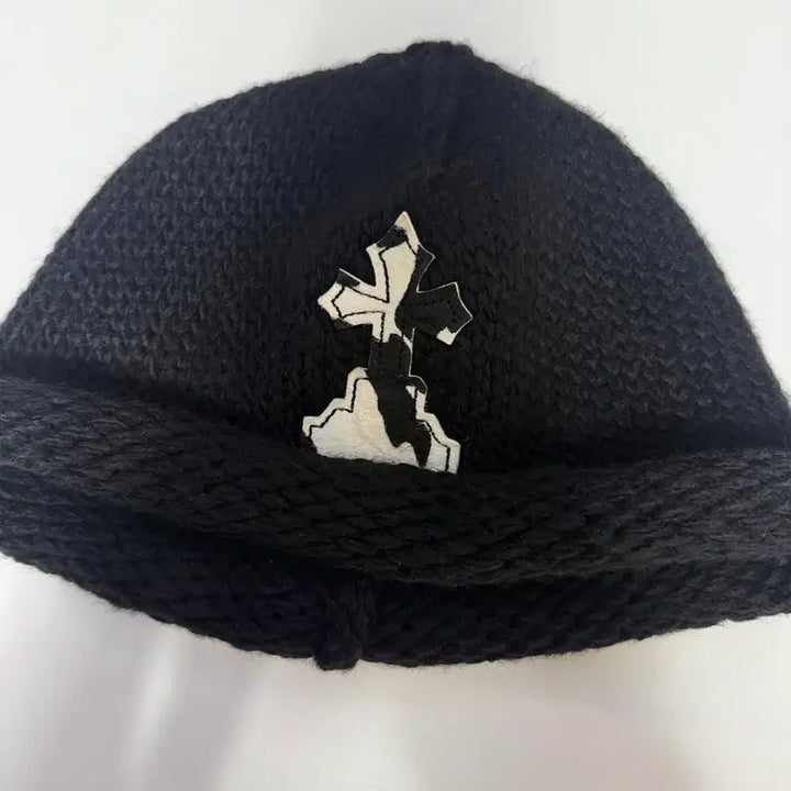 [SOLD OUT] Awende 어웬드 크롬하츠맛 비니