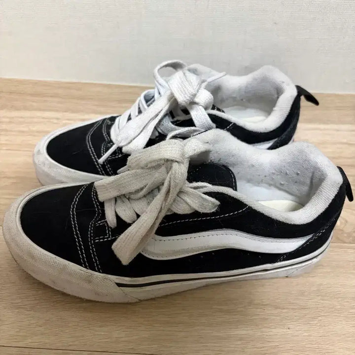 [BUNJANG] Vans Newschool Sneakers Black / 반스 뉴스쿨 스니커즈
