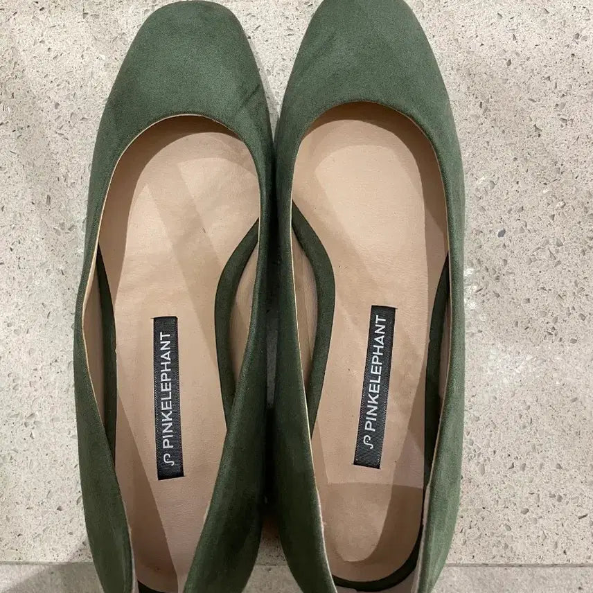 [BUNJANG] Pink Elephant Suede Flat Shoes / 핑크엘리펀트 스웨이드 플랫슈즈