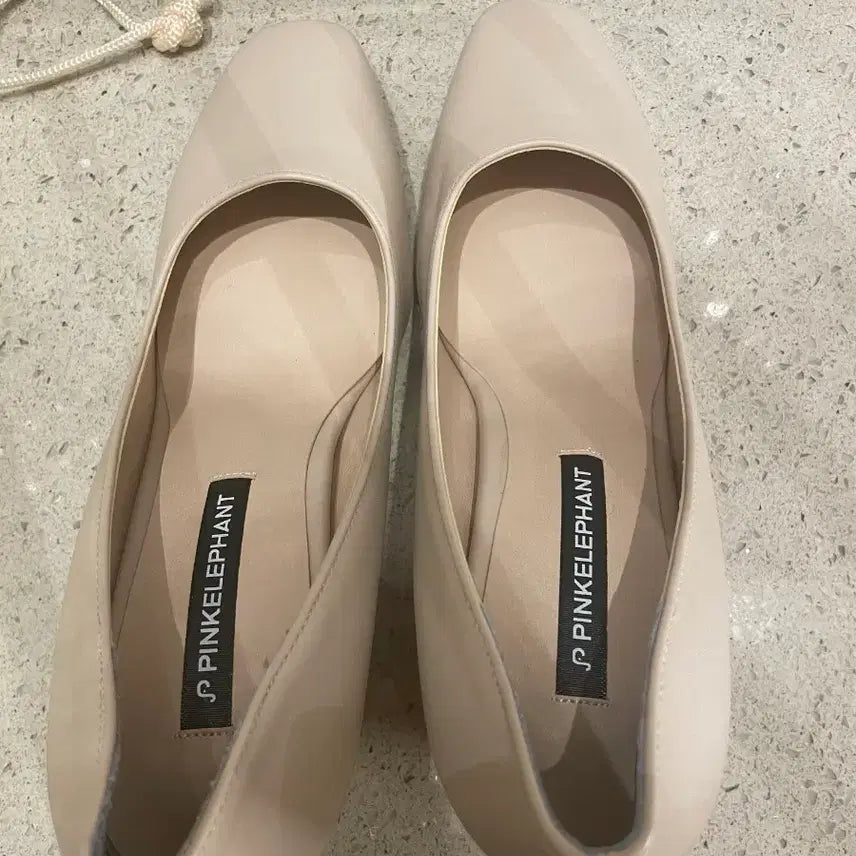 [BUNJANG] Pink Elephant Suede Flat Shoes / 핑크엘리펀트 스웨이드 플랫슈즈