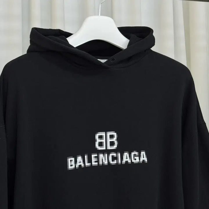 [SOLD OUT] 발렌시아가 픽셀 BB 후드 백화점판
