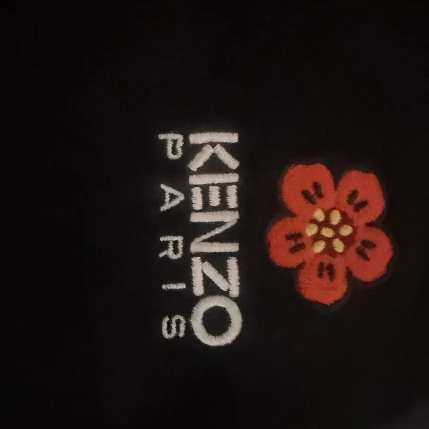 [BUNJANG] Kenzo Flower Crest Sweatshirt Black / 겐조 보케 플라워 크레스트 스웨트셔츠 블랙
