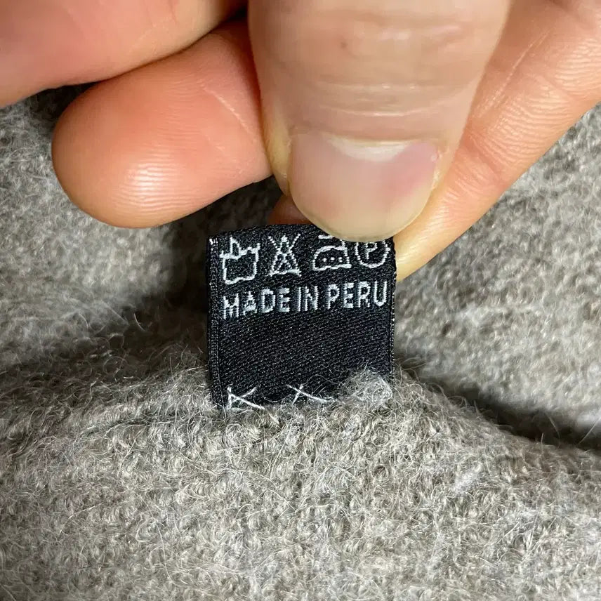 [BUNJANG] Vintage Baby Alpaca Cardigan / 페루 00s 빈티지 모리걸 그레이 헤더드 멜란지 베이비 알파카 가디건