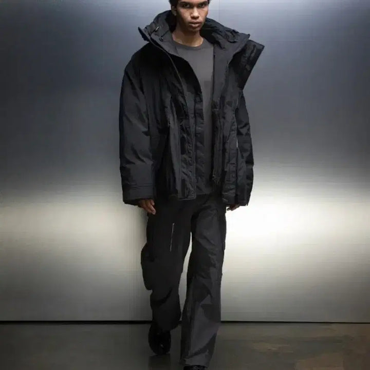 [BUNJANG] Junji X Gore-Tex Mid-Length Down Jacket - Black (Size 50) / [3월까지만] 준지 X 고어텍스 미드렝스 다운점퍼 - 블랙 50