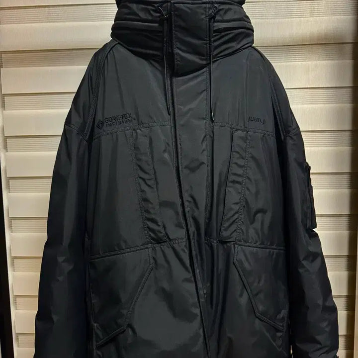 [BUNJANG] Junji X Gore-Tex Mid-Length Down Jacket - Black (Size 50) / [3월까지만] 준지 X 고어텍스 미드렝스 다운점퍼 - 블랙 50