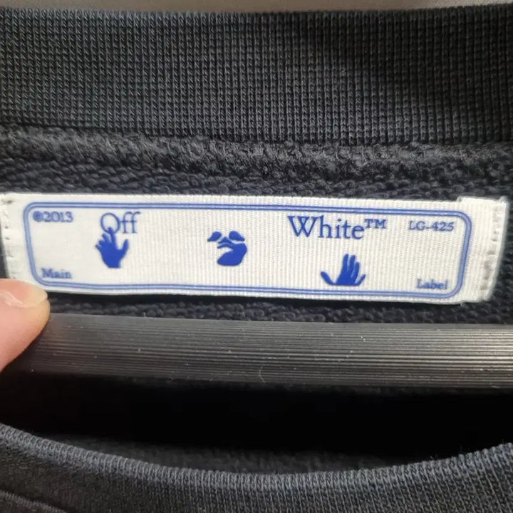 [BUNJANG] Off-White Black Stripe Sweatshirt / OFF-WHITE 오프화이트 블랙 스트라이프 맨투맨