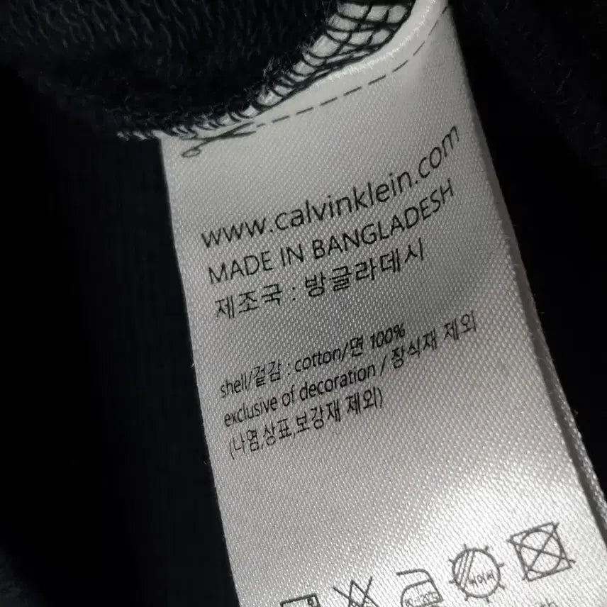 [SOLD OUT] 캘빈클라인 퍼포먼스 블랙 맨투맨 티셔츠 여성105